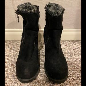 Mossimo black heeled booties